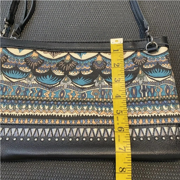 Sakroots Crossbody Leather Handbag Black Tapestry EXCELLENT Condition Zip Top - Picture 10 of 13